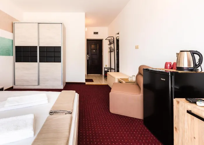 Theona 게스트하우스 4*